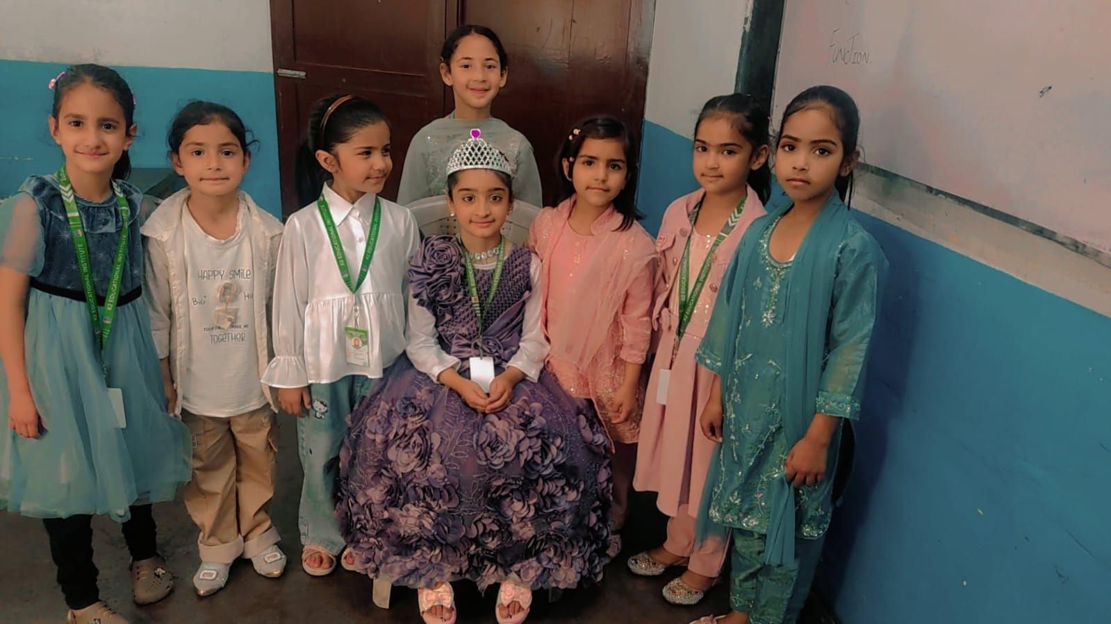 Tiny Queens